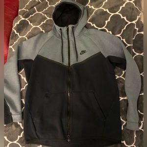Nike tech fleece hoodie
